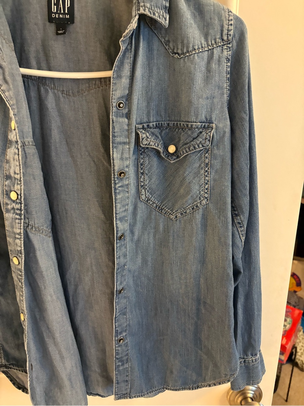 Gap Denim Light Blue Western Shirt with pearl snap buttons - Picture 11 of 16